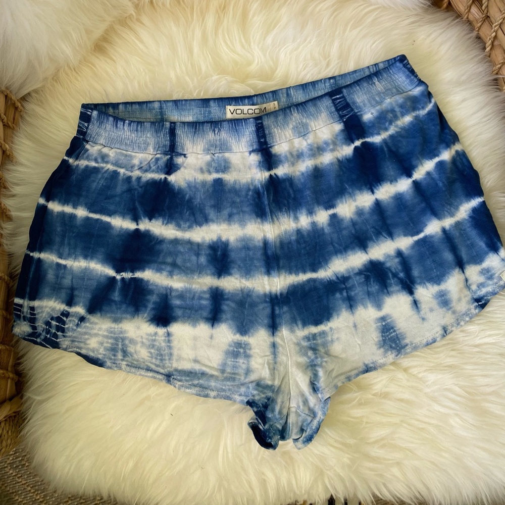 Volcom tie dye shorts